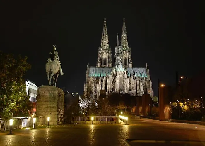 Apartments, Direkt Am Dom Zentrum 3 46 Qm