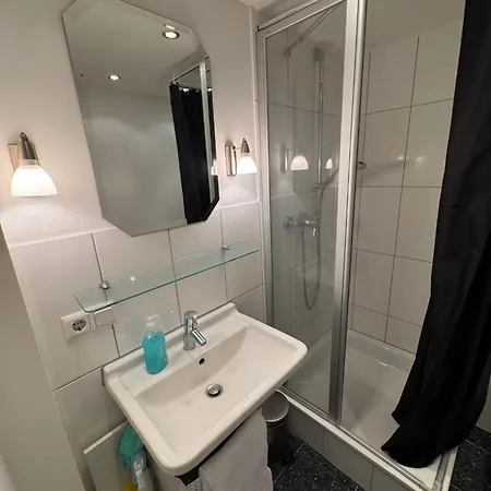 Apartments, Direkt Am Dom Zentrum 3 46 Qm Köln