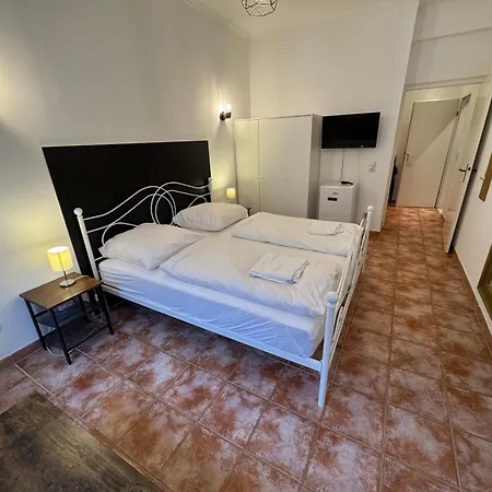 Apartments, Direkt Am Dom Zentrum 3 46 Qm Lejlighed